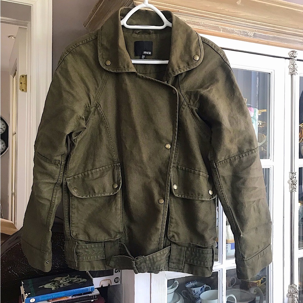 Wilfred Free Army Green Jacket, XXS